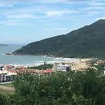 Apartamento em Florianópolis - Praia Brava